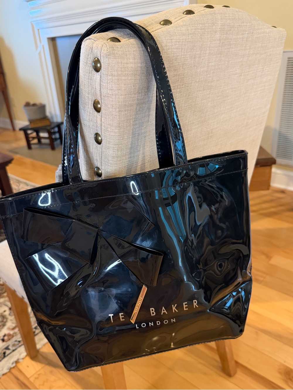 Ted Baker Black Patent Vinyl Bow Tote Bag Nikicon Icon Shopper Glossy Bag 9x14